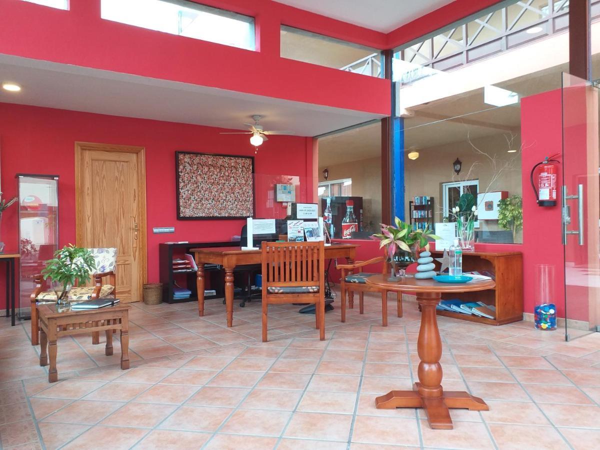 Aparthotel El Cerrito Playa Cancajos.- BreNa Baja  Dış mekan fotoğraf